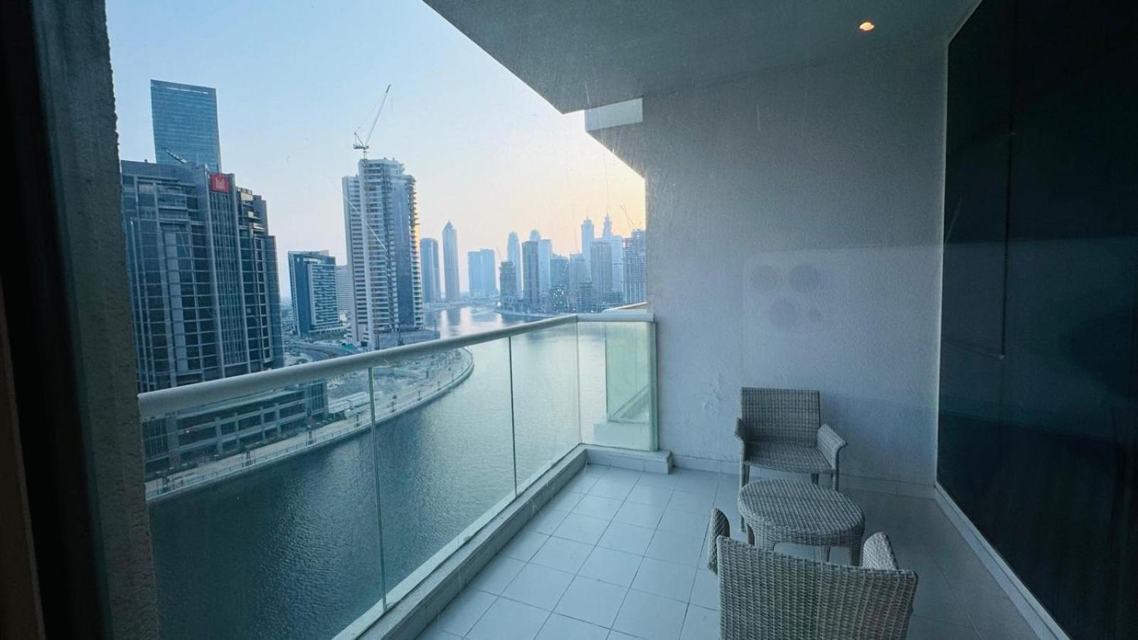 Gorgeous Ultra Luxury Over The Canal Apartment In Damac Prive - Business Bay And Downtown Dubai Exterior photo