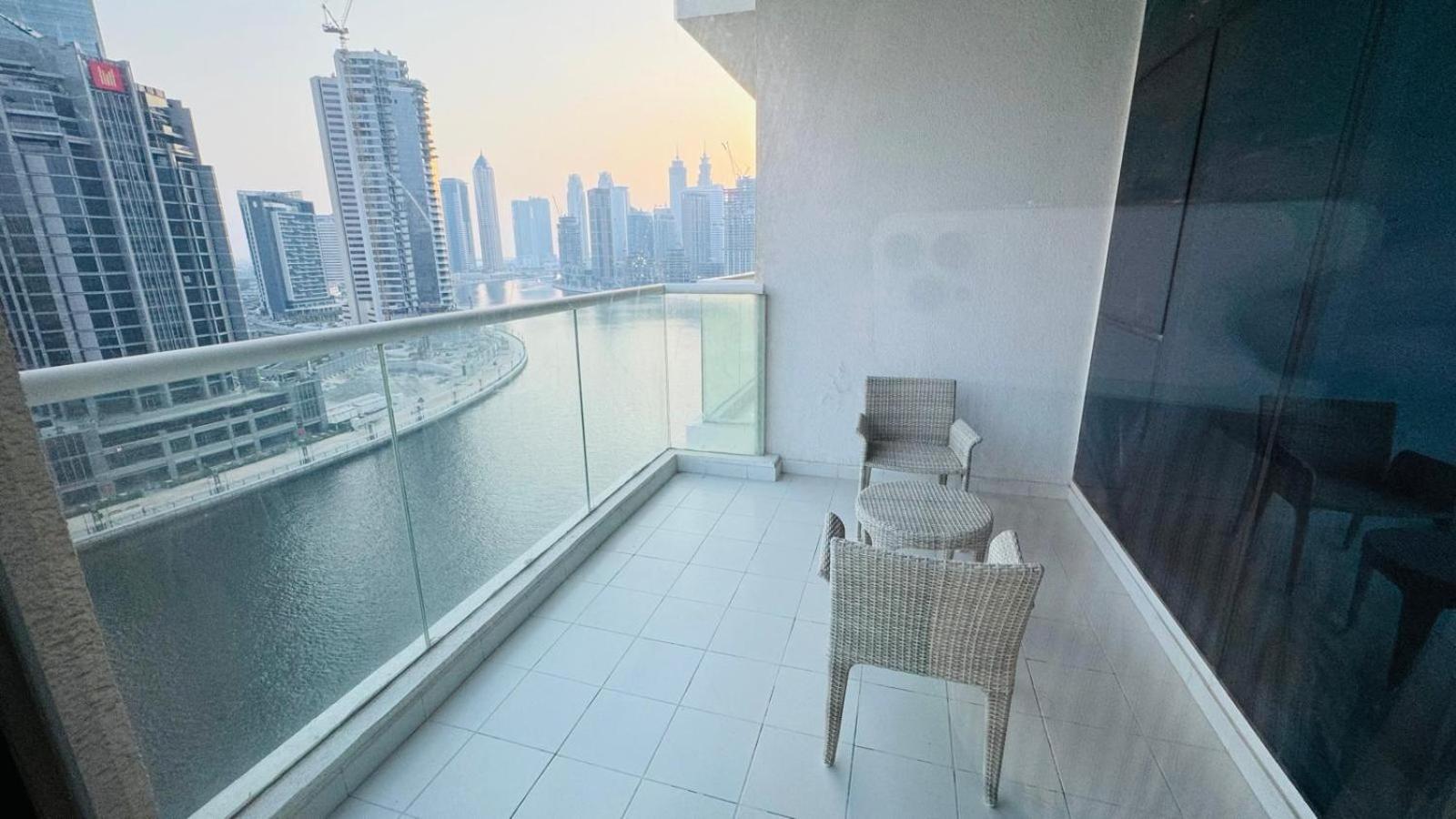 Gorgeous Ultra Luxury Over The Canal Apartment In Damac Prive - Business Bay And Downtown Dubai Exterior photo